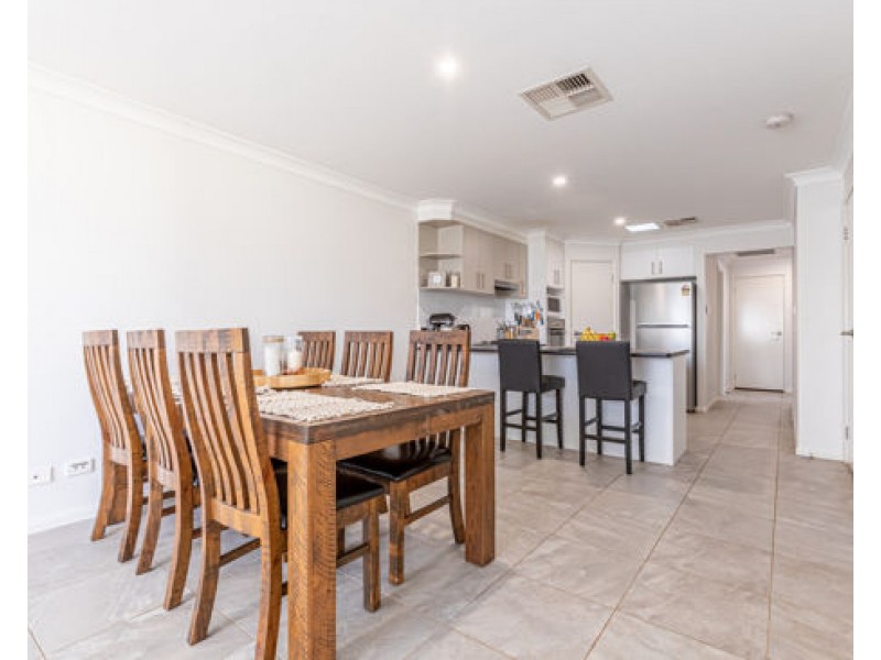 8A Apsley Crescent, Dubbo NSW 2830