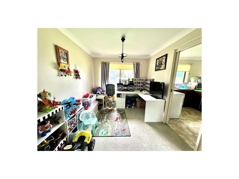 2 Burkitt Court, Dubbo NSW 2830