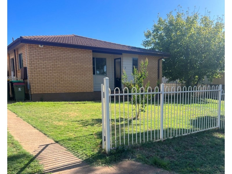 3 Pinnaroo Place, Dubbo NSW 2830