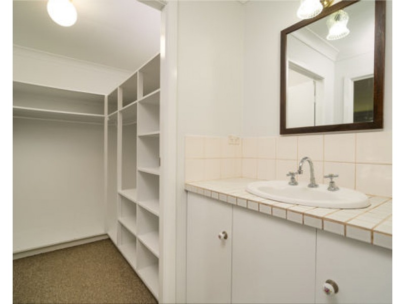 33 Alder Place, Dubbo NSW 2830
