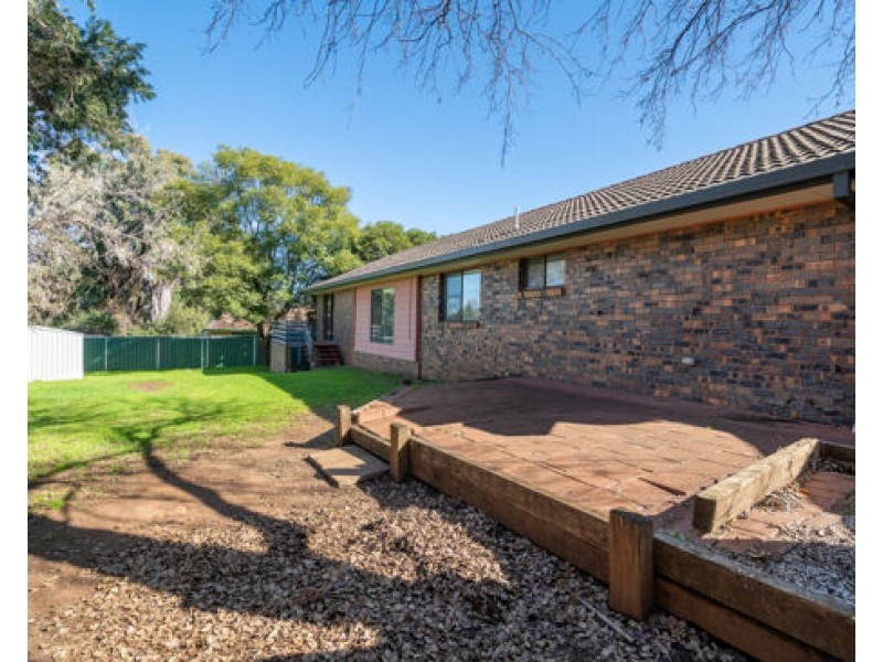 33 Alder Place, Dubbo NSW 2830