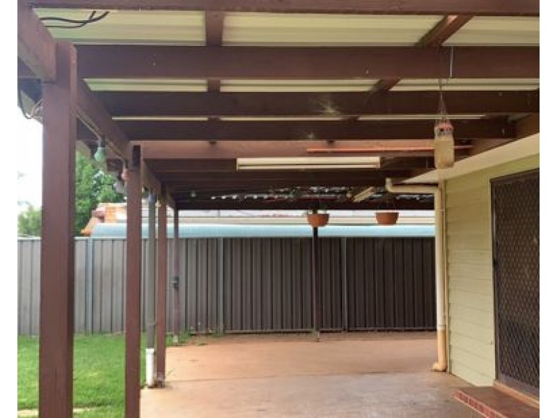 52 Sturt Circle, Dubbo NSW 2830