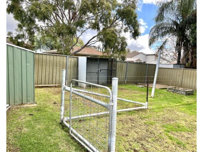 26 John Glenn Place, Dubbo NSW 2830