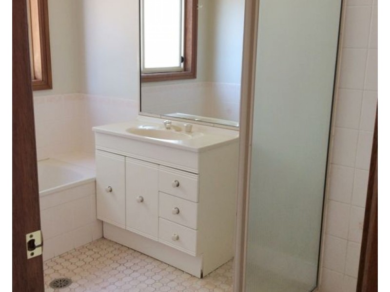 100B St Georges Terrace, Dubbo NSW 2830
