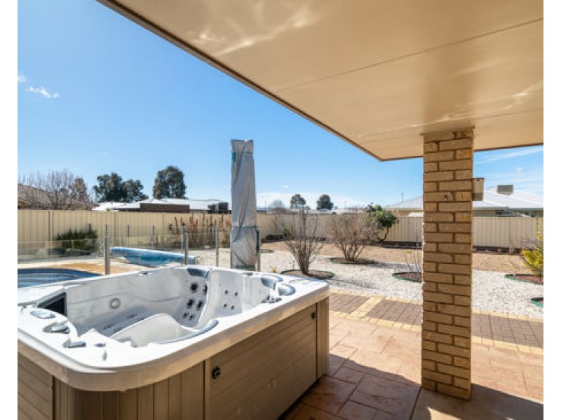 464 Wheelers Lane, Dubbo NSW 2830