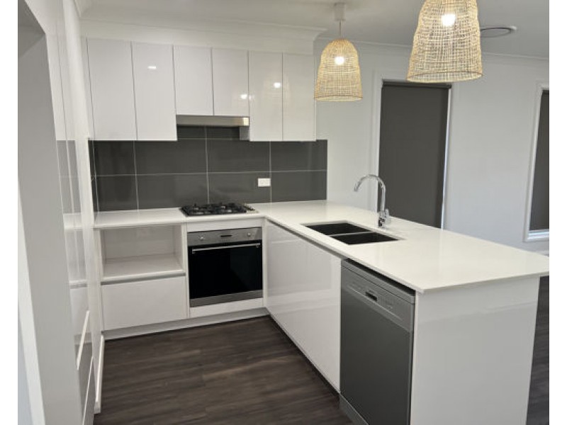 2/7 Volta Avenue, Dubbo NSW 2830