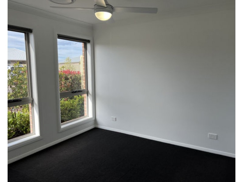 2/7 Volta Avenue, Dubbo NSW 2830