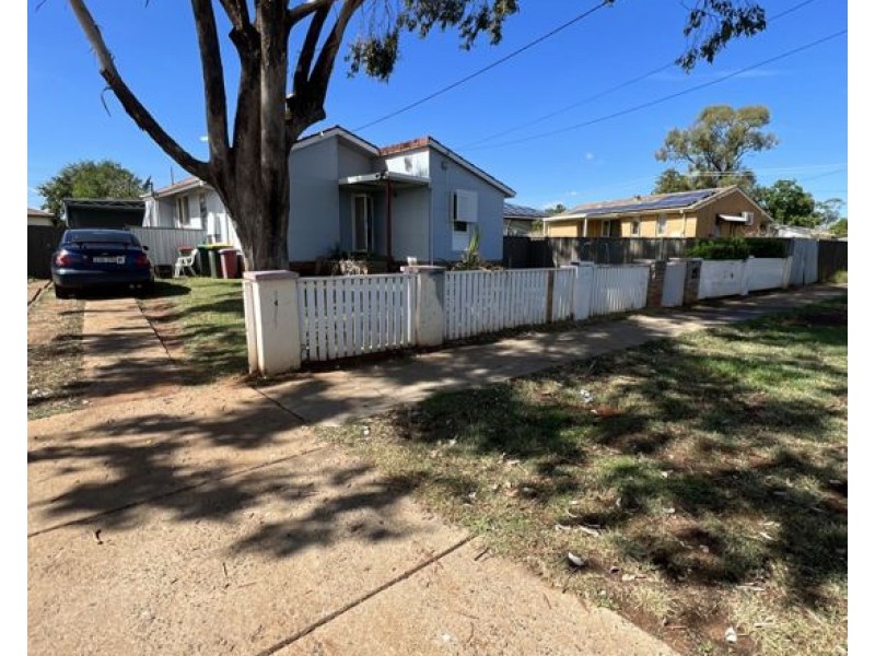 22 Lunar Avenue, Dubbo NSW 2830