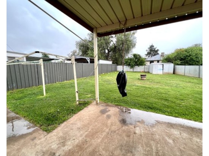 11 Minore Road, Dubbo NSW 2830