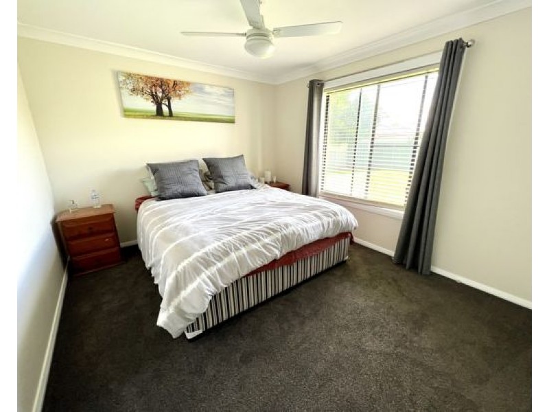 3 Glenshee Close, Dubbo NSW 2830