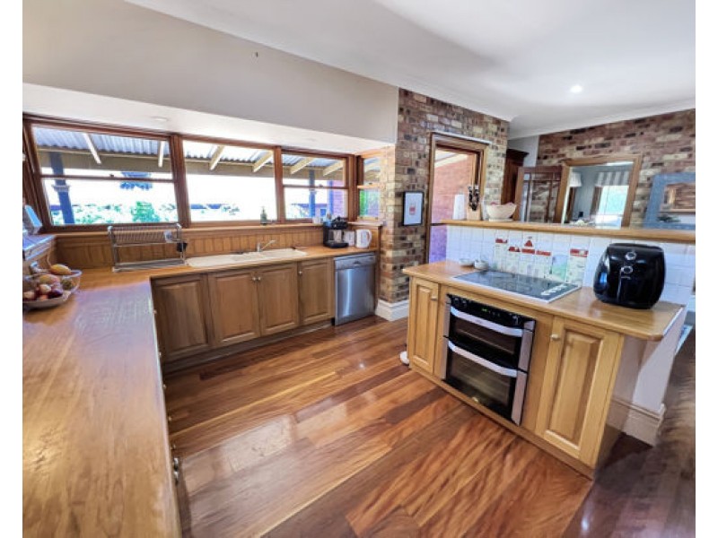 15 Erica Close, Dubbo NSW 2830
