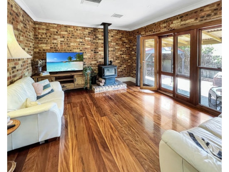15 Erica Close, Dubbo NSW 2830