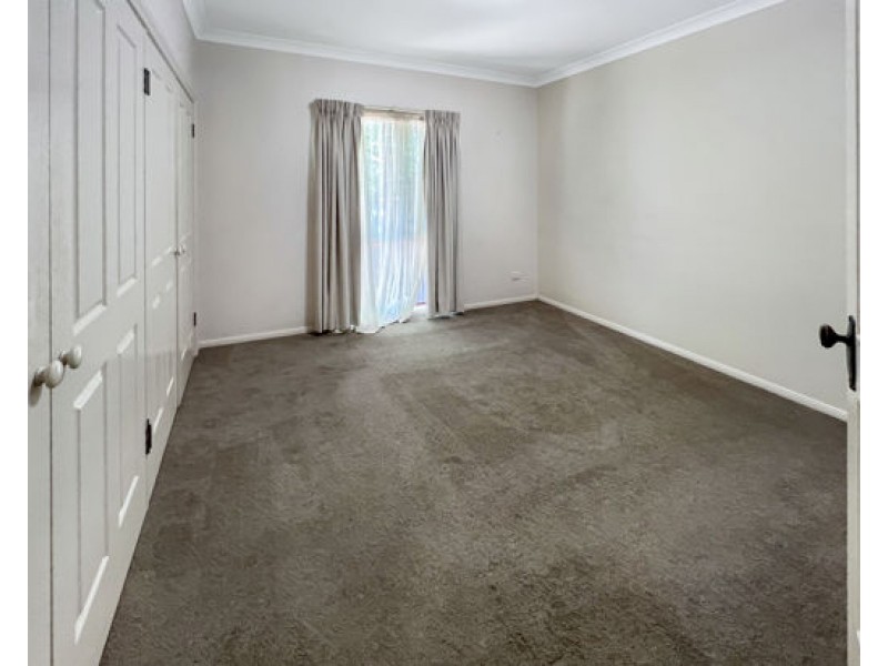 15 Erica Close, Dubbo NSW 2830