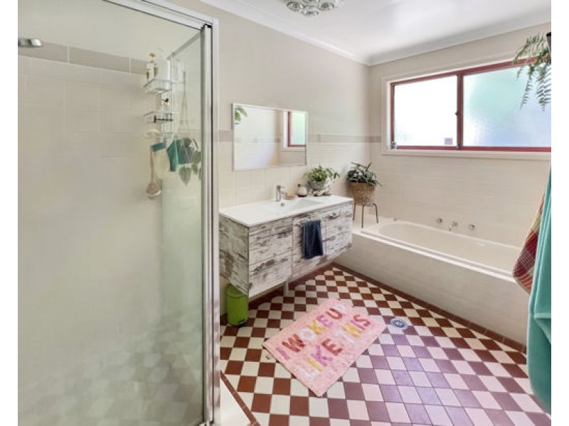 15 Erica Close, Dubbo NSW 2830