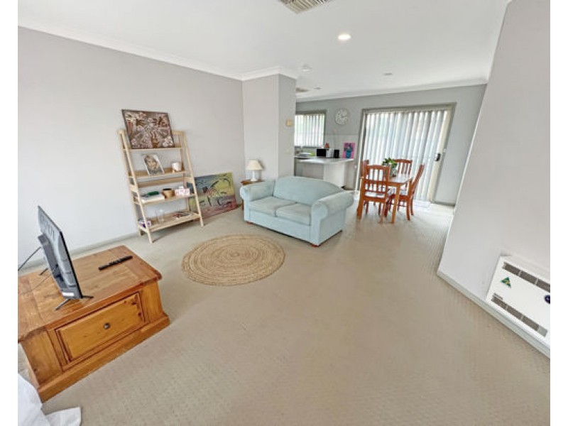 Unit 1 & 2, 25 Kingfisher Street, Dubbo NSW 2830