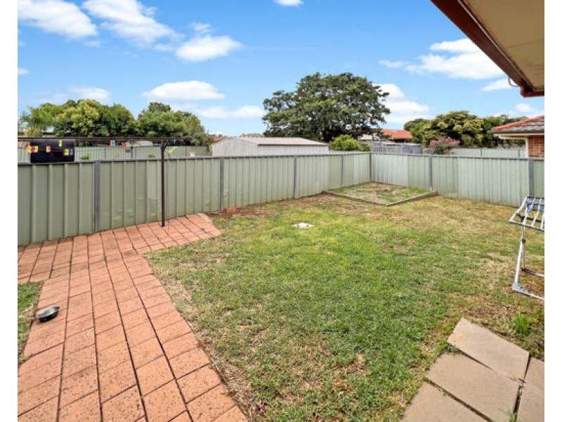 Unit 1 & 2, 25 Kingfisher Street, Dubbo NSW 2830