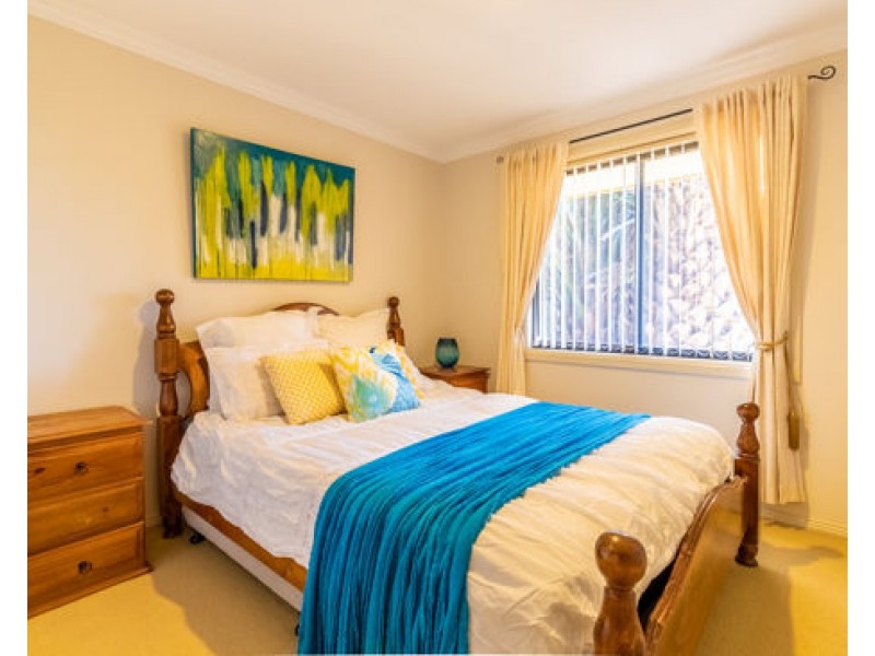10 Ken McMullen Place, Dubbo NSW 2830
