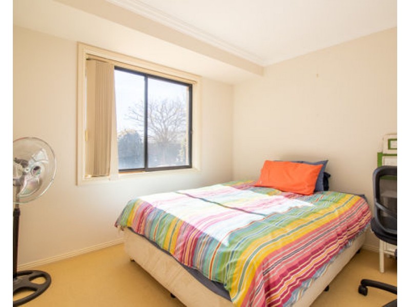 10 Ken McMullen Place, Dubbo NSW 2830