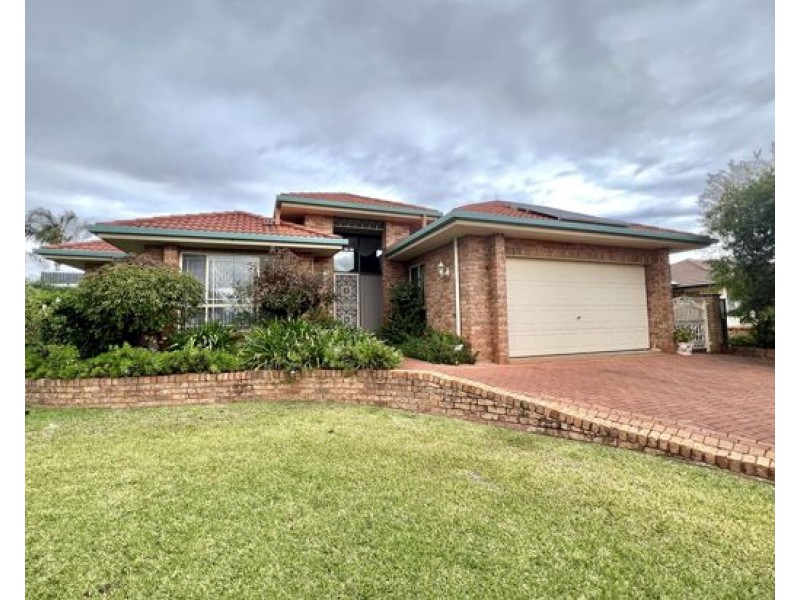 9 Grangewood Drive, Dubbo NSW 2830