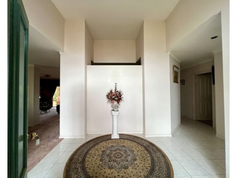 9 Grangewood Drive, Dubbo NSW 2830