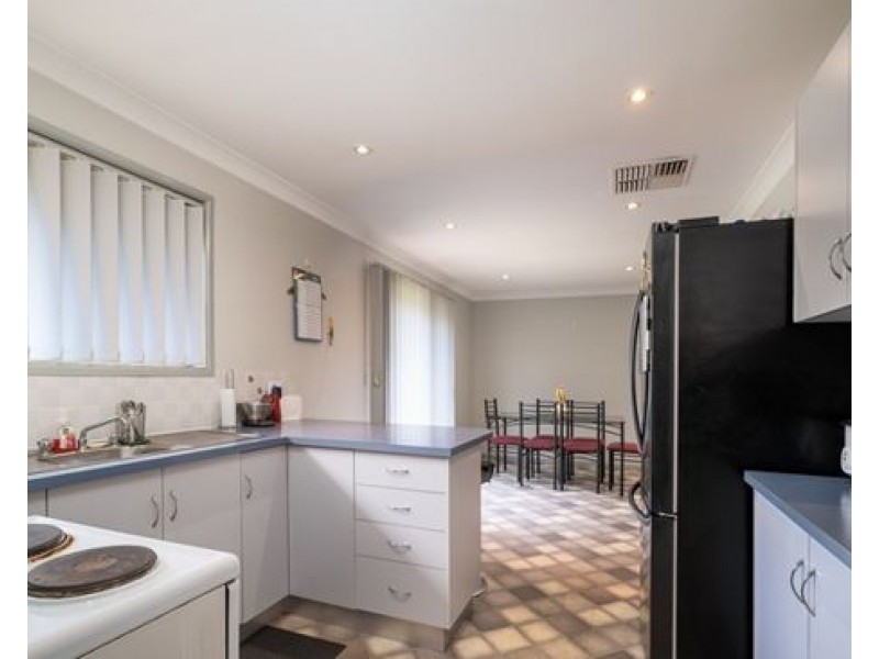 2/39 Bell Avenue, Dubbo NSW 2830
