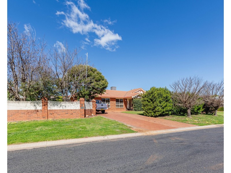 34 Jacqueline Drive, Dubbo NSW 2830