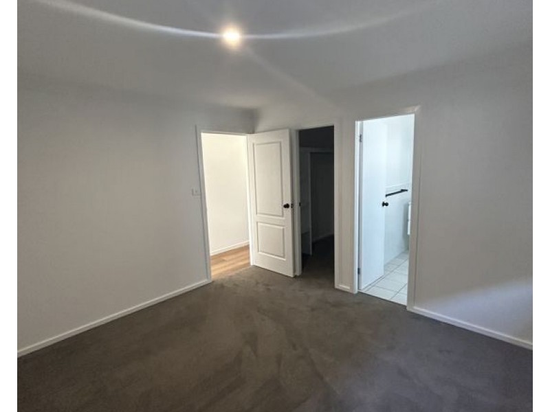 5 Sunningdale Close, Dubbo NSW 2830