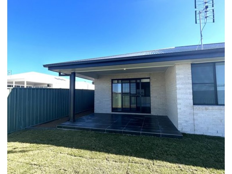 5 Sunningdale Close, Dubbo NSW 2830