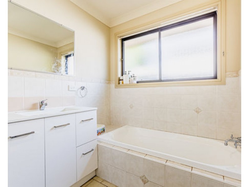 23 St Andrews Drive, Dubbo NSW 2830