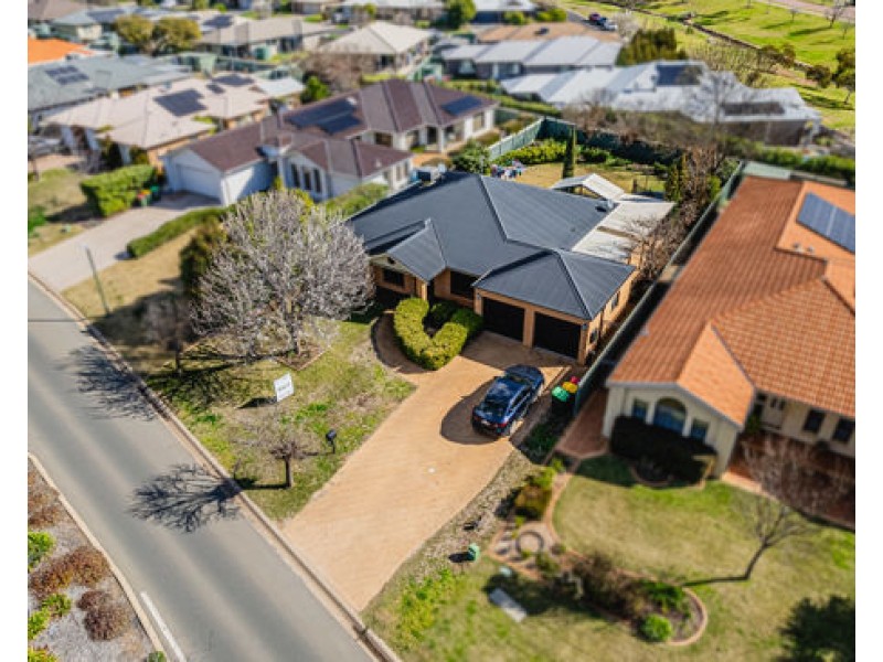 23 St Andrews Drive, Dubbo NSW 2830