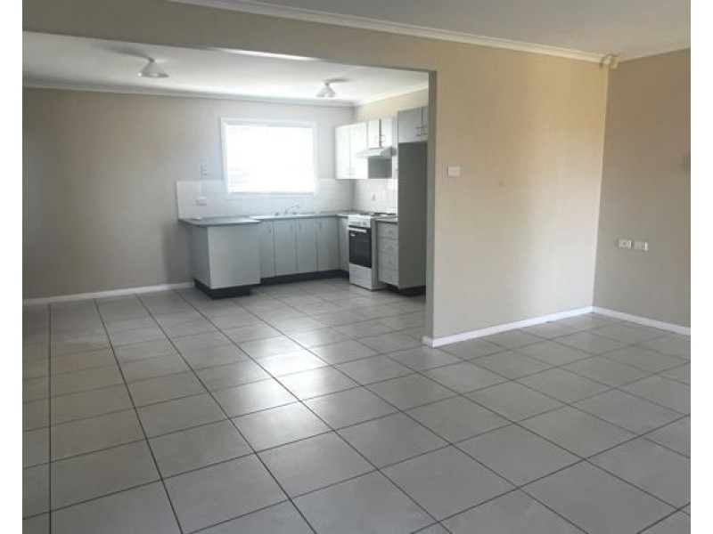 17 Salter Drive, Dubbo NSW 2830