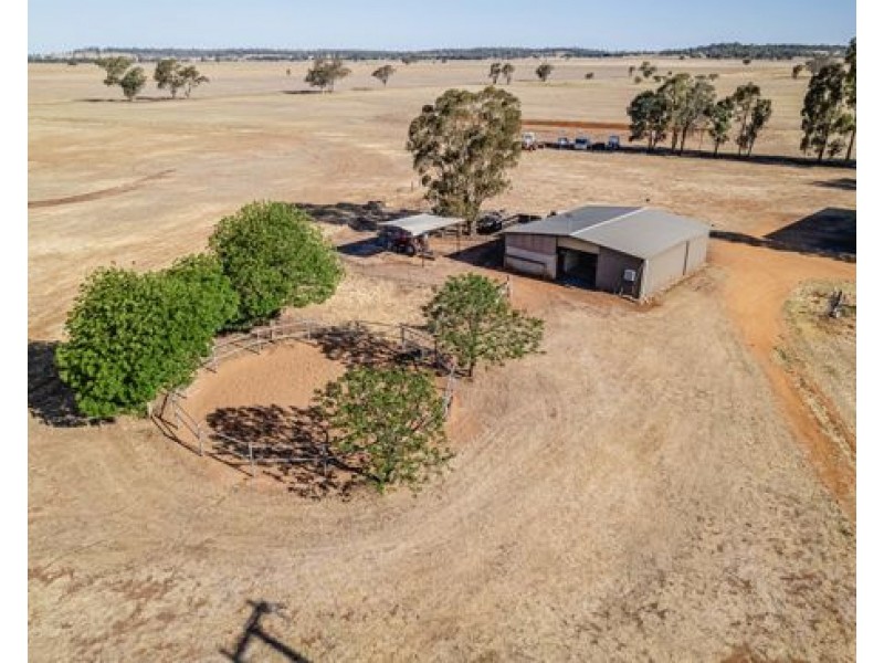 9R Wake Road, Dubbo NSW 2830