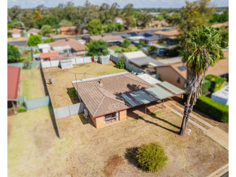 7 Meadowbank Drive, Dubbo NSW 2830