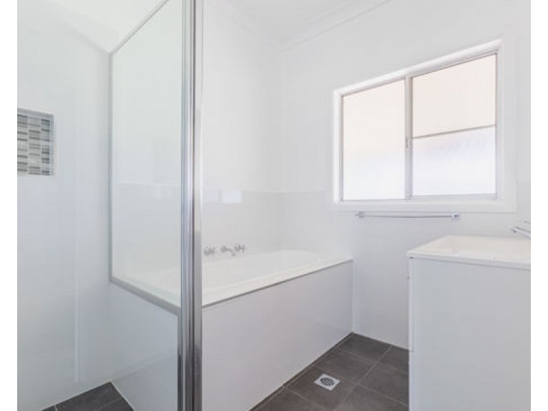 4 Banksia Crescent, Dubbo NSW 2830