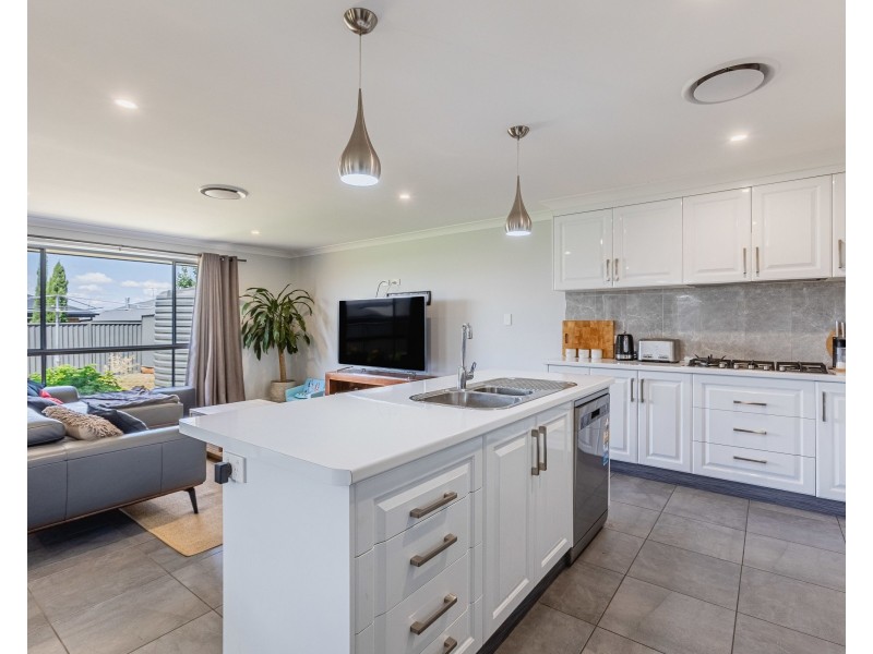 8 Marine Court, Dubbo NSW 2830