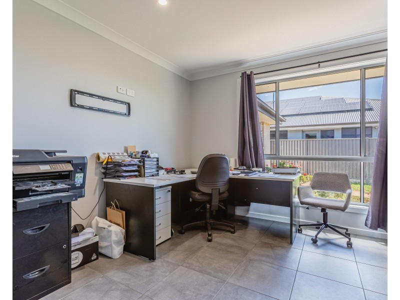8 Marine Court, Dubbo NSW 2830