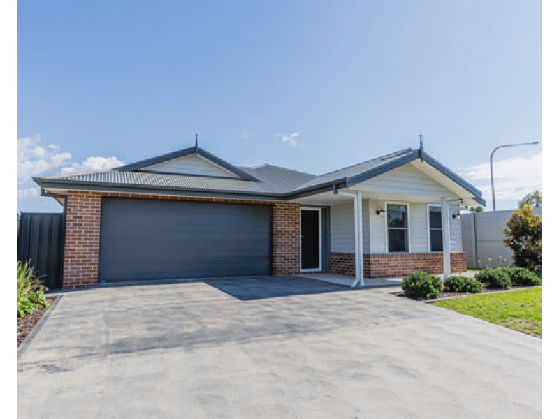 1A Capstan Drive, Dubbo NSW 2830