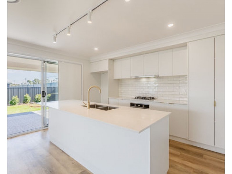 1A Capstan Drive, Dubbo NSW 2830