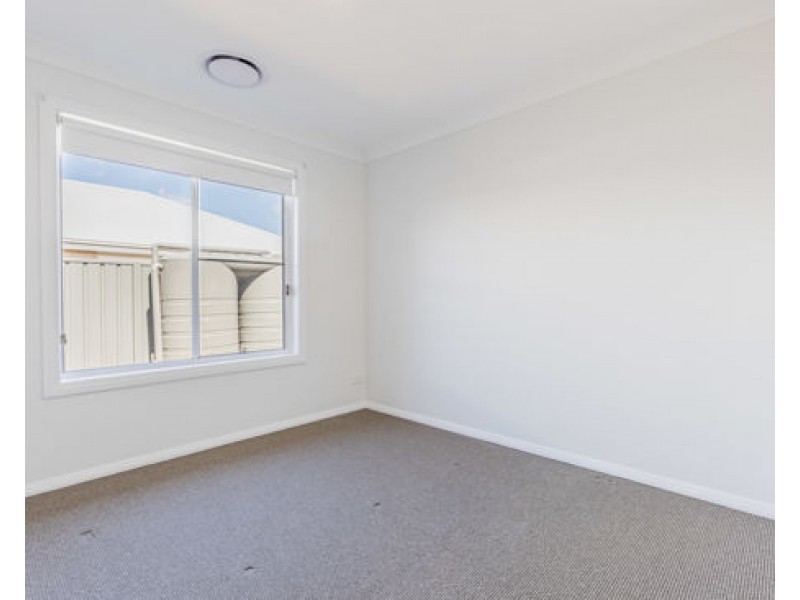 1A Capstan Drive, Dubbo NSW 2830