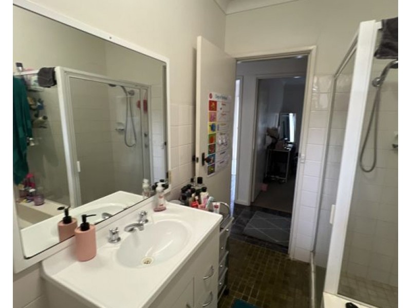 2/34 Corbett Avenue, Dubbo NSW 2830
