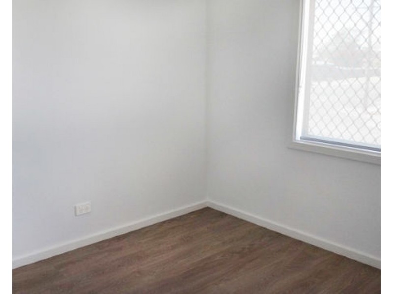 1-4/12 Mingelo Street, Narromine NSW 2821