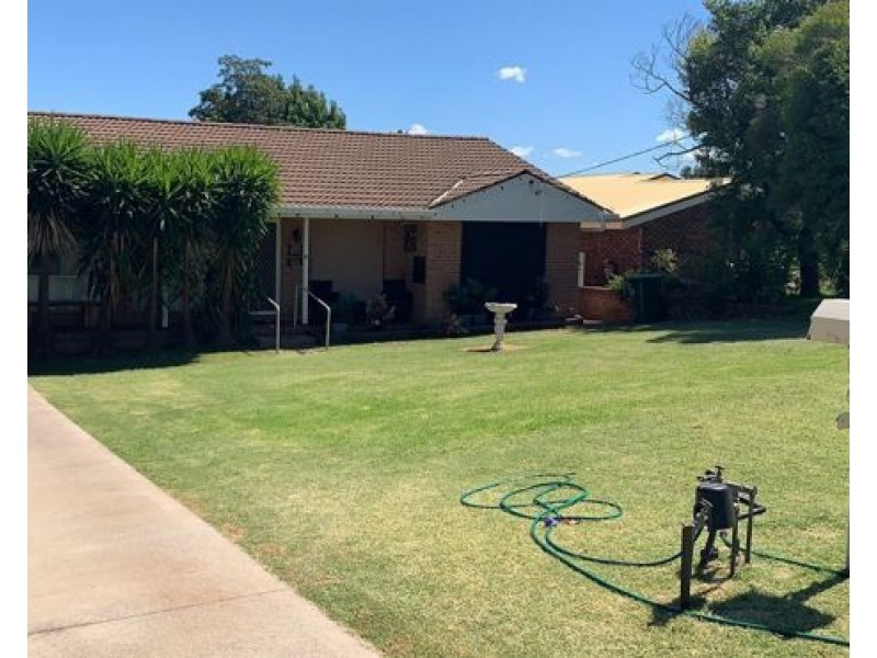 4 Birch Avenue, Dubbo NSW 2830