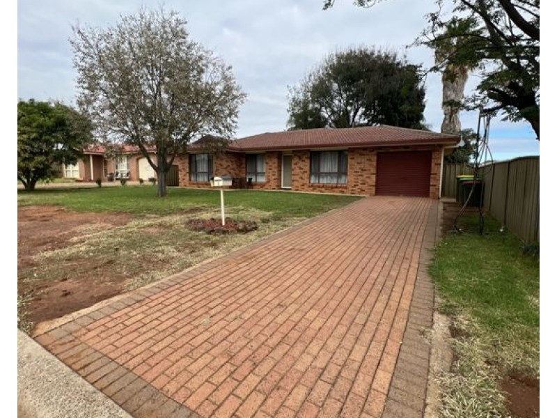 3 Websdale Drive, Dubbo NSW 2830
