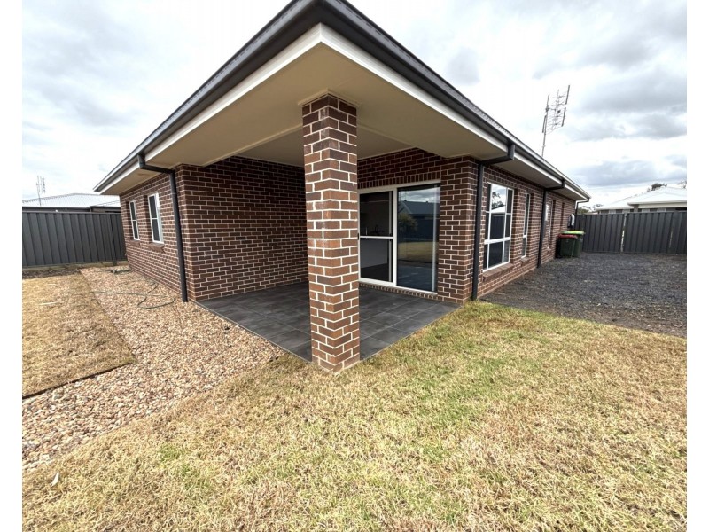 20 Scope Circuit, Dubbo NSW 2830