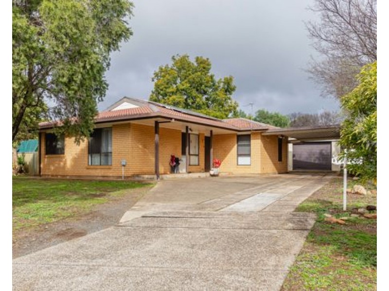 4 Furlong Street, Dubbo NSW 2830