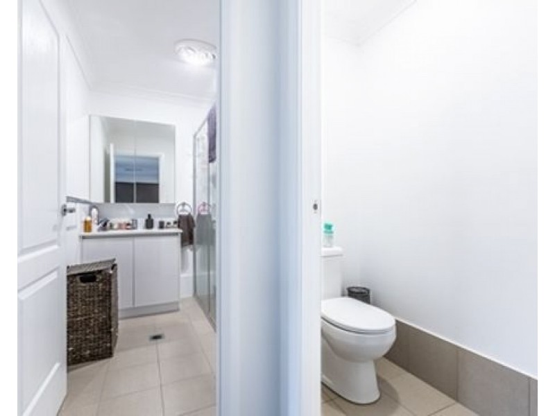 2/7 Volta Avenue, Dubbo NSW 2830
