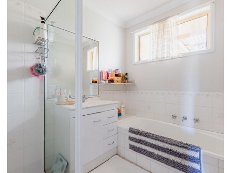 23 Howard Ave, Dubbo NSW 2830