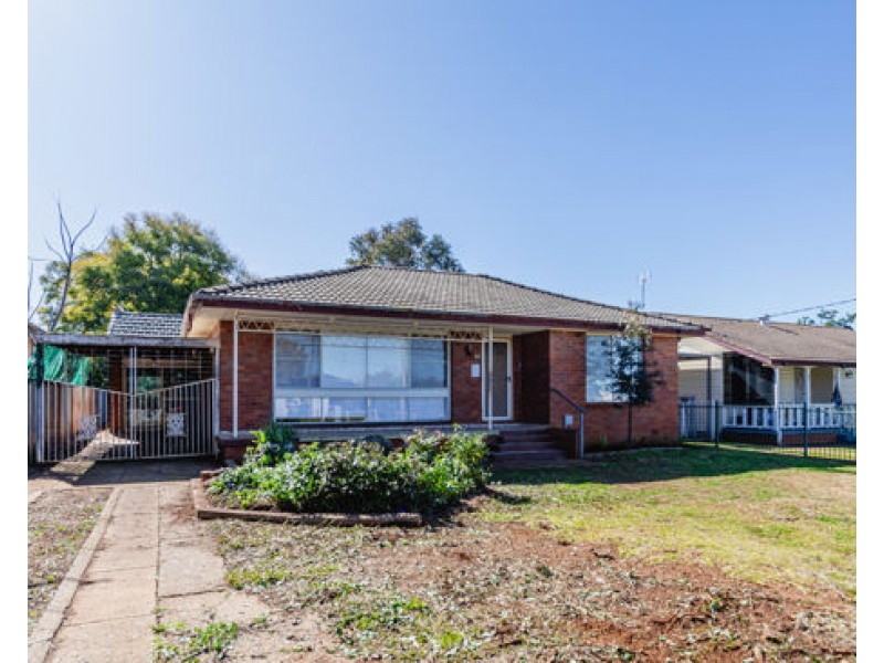 23 Yulong Street, Dubbo NSW 2830