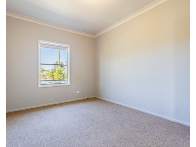 28 Fifth Avenue North, Narromine NSW 2821