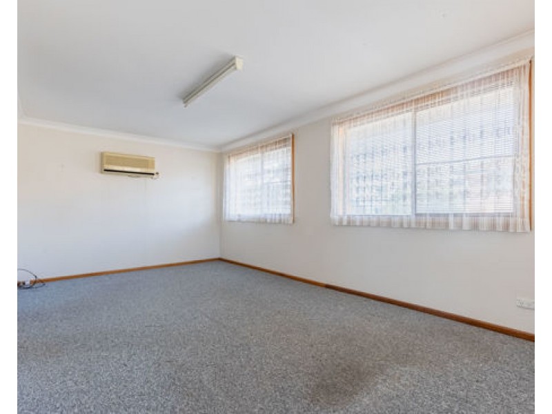 6/59 Whiteley Street, Wellington NSW 2820